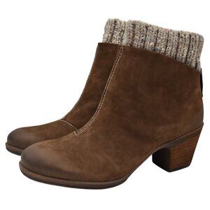 Comfortiva Womens Size 11 Brianne Chocolate Nubuck Heel Ankle Booties Boots